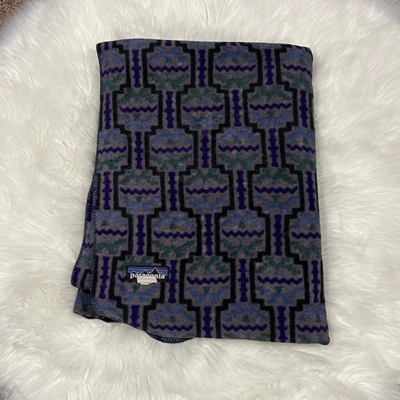 RARE Vintage Patagonia Blanket Tehuelche Aztec Synchilla Fleece Blanket - Picture 1 of 3